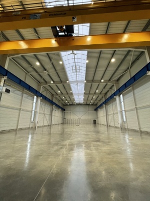 Naš novi razstavni prostor za stroji bo kmalu na voljo!