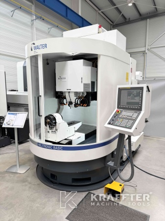 Rabljena CNC stroj za ostrenje orodij preciznost WALTER Helitronic Basic 90142 obdelava kovin