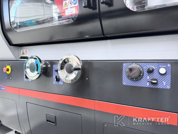 CNC ploskovni brusilni stroj rabljeni AMADA Techster 84 90162 za prodaja