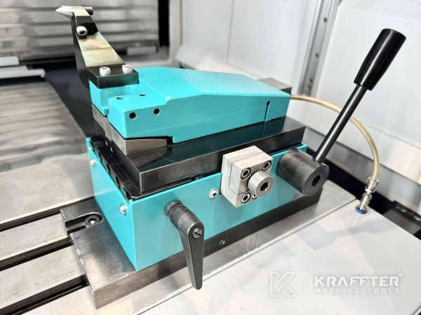CNC stroj za ostrenje orodij numerično podprto SCHNEEBERGER Norma NGC 90111