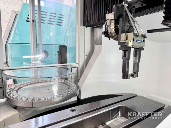 CNC stroj za ostrenje orodij Numerično krmiljeni WALTER Helitronic Power Production 90148 obdelava kovin