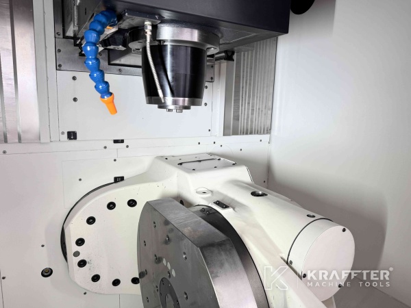MAZAK Variaxis C-600 90161 Rabljeni stroji za obdelava kovin od vašega prodajalca KRAFFTER