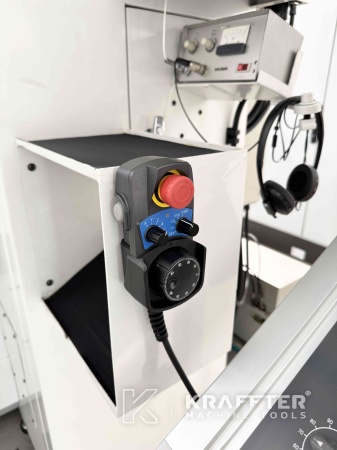 Nakup in prodaja Koordinatni brusilni stroj CNC HAUSER S40-400 90128 po vsem svetu