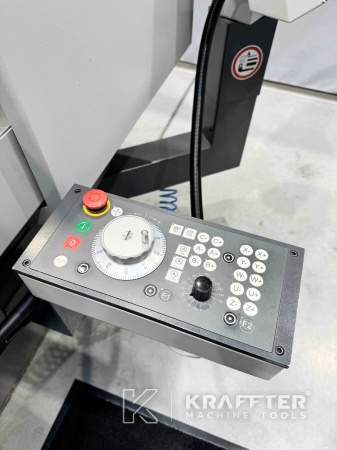 Krmilni pult na Koordinatni brusilni stroj CNC HAUSER S35-400 90095 