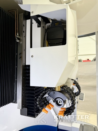 CNC stroj za ostrenje orodij WALTER Helitronic Power Regrinder 90159 obdelovalni stroji za kovino slovenija