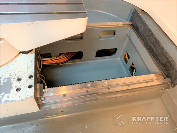 Nakup in prodaja CNC stroj za ostrenje orodij WALTER Helitronic Power 20689-969 po vsem svetu