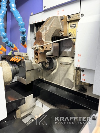 CNC stružnica z drsno glavo STAR SR32-J 90132 za prodaja rabljena