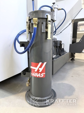 Mednarodni nakup in prodaja Obdelovalni center HAAS UMC 750 SS 90145