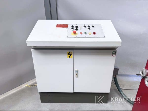 Mednarodni nakup in prodaja Stroj za ostrenje orodij EWAG RS-15 90195