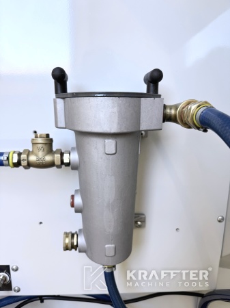 Kraffter prodajalec rabljenih obdelovalnih strojev HAAS UMC 750 SS 90145