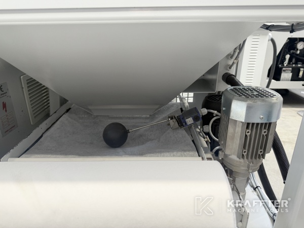 Transportni trak za opilke JONES & SHIPMAN 524 EASY 90158 - CNC Stroji