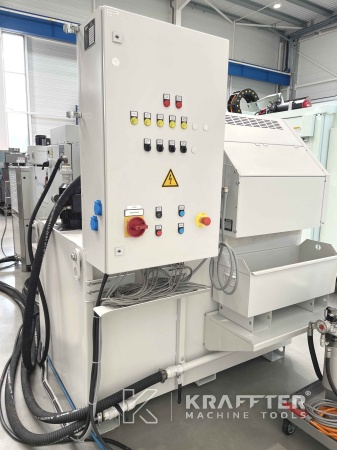 Nazivna plošča Stružnica CNC HARDINGE Super Precision GT 27 SP pri obdelovalnih strojih KRAFFTER 90087