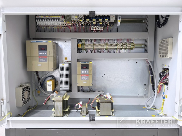 Industrijska električna omarica na EWAG RS-15 90197