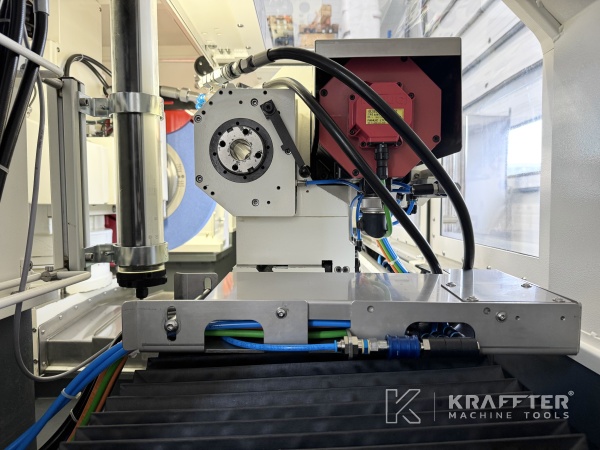 Obdelovalni stroji za kovino slovenija za prodajo STUDER S33 90177  osi pri KRAFFTER