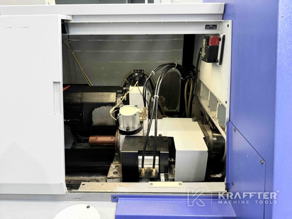 Stružnica z drsno glavo rabljeni STAR SR32 J Type N 90077 za prodaja