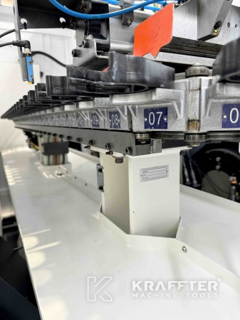 Obdelovalni center za obdelava kovin AXILE G6 osi 90104