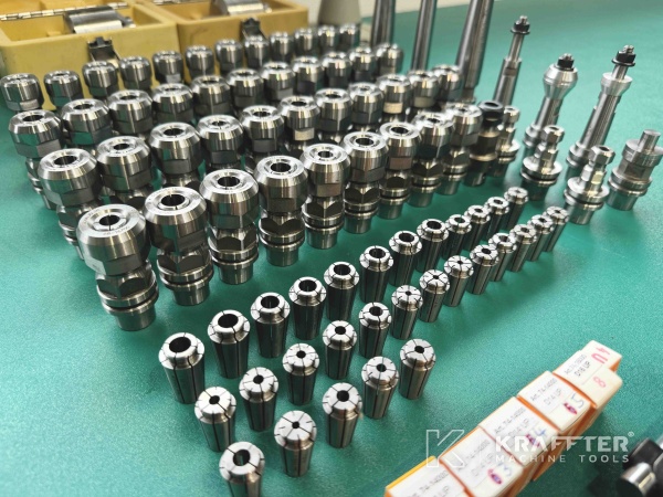Strojna oprema, dodatki za Koordinatni brusilni stroj CNC HAUSER S35-400 90103