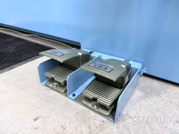 Nakup in prodaja Stružni in rezkalni center OKUMA Multus B400 90175 Evropa, Švica, mednarodno