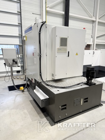 Rabljeni stroji za CNC stroj za ostrenje orodij WALTER Helitronic Power Diamond 5 osi 90157