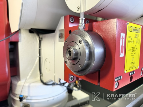 CNC cilindrični brusilni stroj rabljena STUDER S33 90177 destocking Evropa, Slovenija in mednarodno.