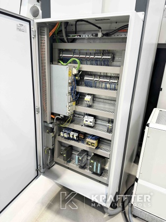 Električna omarica Obdelovalni center MIKRON UCP 600 Vario 90074