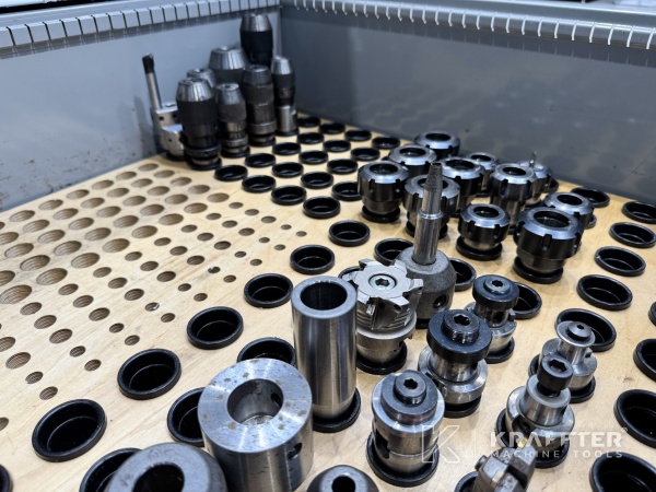 Dodatki, oprema, orodja CNC rezkalni stroj FEHLMANN Picomax 54 90160