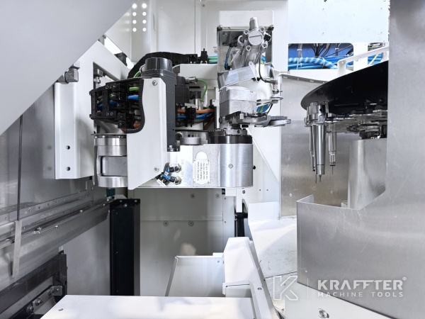 Prodaja Obdelovalni center GROB G350 90169 Stroji za obdelavo kovin - Kraffter