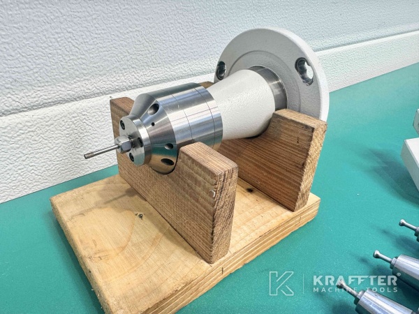 Dodatki, strojno orodje za obdelovalne stroje HAUSER S40-400 90123
