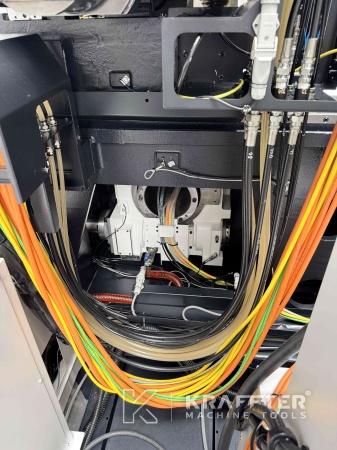 MAZAK Variaxis C-600 90161 velika dimenzija