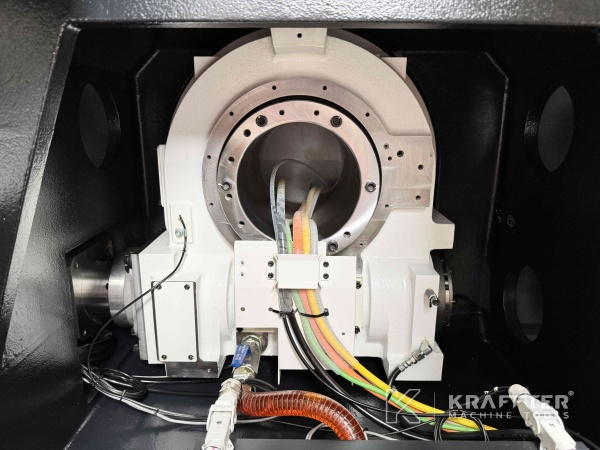 MAZAK Variaxis C-600 90161 Velika miza za izdelavo kalupov in matric