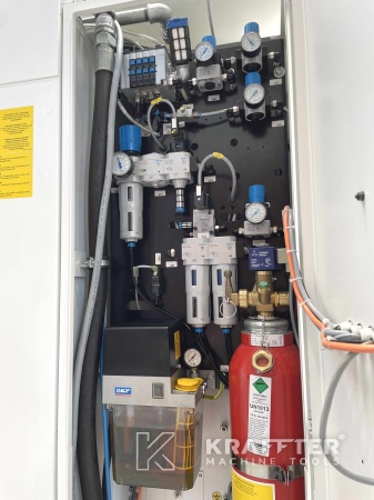 Odsesovalni sistemi oljne megle na WALTER Helitronic Basic 90085