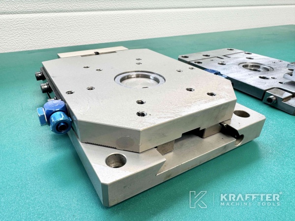 Dodatki, strojno orodje za obdelovalne stroje HAUSER S40-400 90101