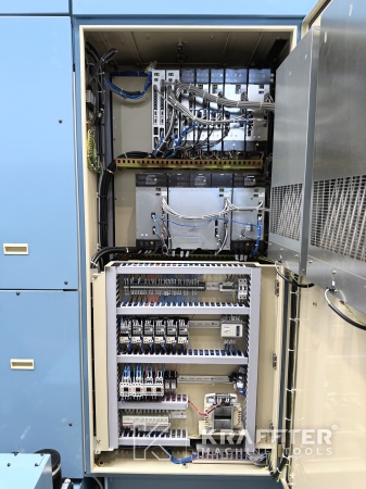 Industrijska električna omarica na OKUMA Multus B400 90175