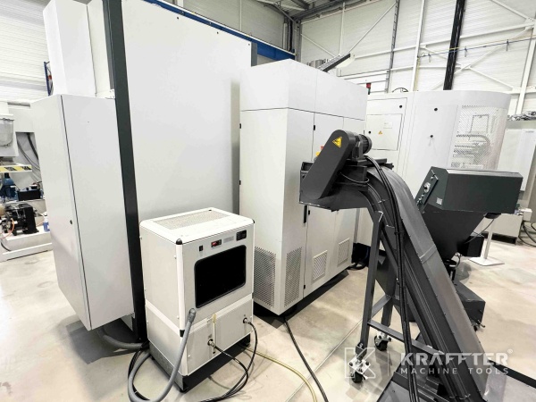 Transportni trak za opilke MIKRON UCP 600 Vario 90074 - CNC Stroji