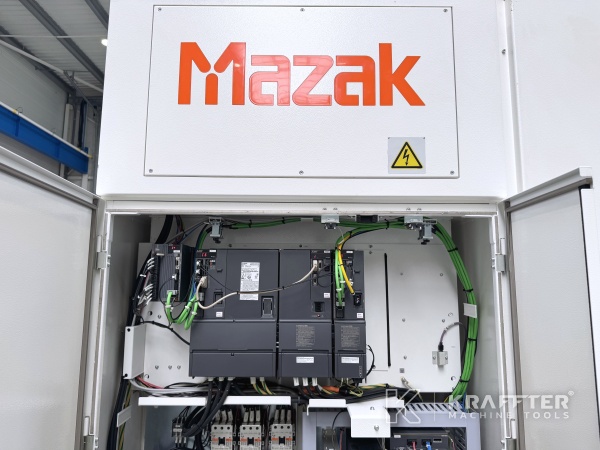 Električna omarica za industrijski stroj MAZAK Mega Turn 900 90171