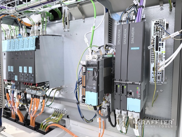 Električna omarica za industrijski stroj GROB G350 90169