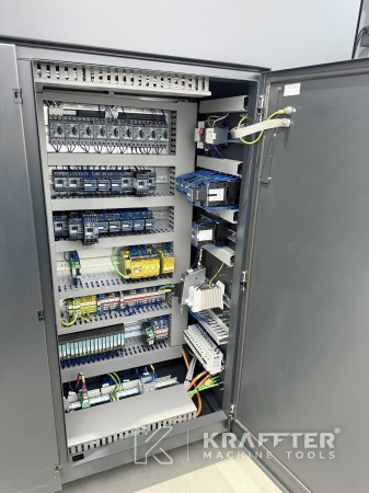 Električna omarica za industrijski stroj DMG MORI DMU 65 monoBLOCK 90170