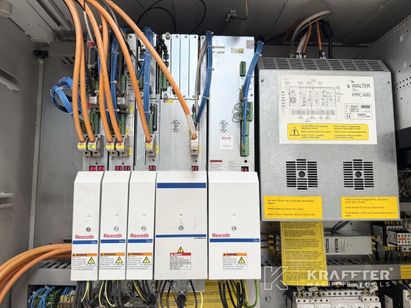 Električna omarica CNC stroj za ostrenje orodij WALTER Helitronic Power Diamond 90157