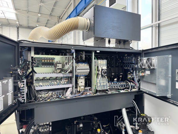 Industrijska električna omarica na DMG MORI NRX 2000 MC 90179