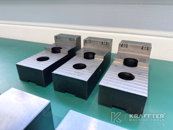 Strojna oprema, dodatki za CNC Vertikalne stružnice MAZAK Mega Turn 900 90171