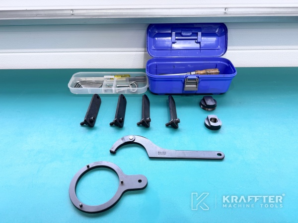 Dodatki, strojno orodje za obdelovalne stroje AMADA Techster 84 90162