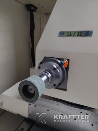 Natančna mehanika CNC notranji cilindrični brusilni stroj VOUMARD 150 CNC 90140