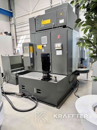 CNC stroj za ostrenje orodij rabljena WALTER Helitronic Power Production 90148 5 osi za prodaja