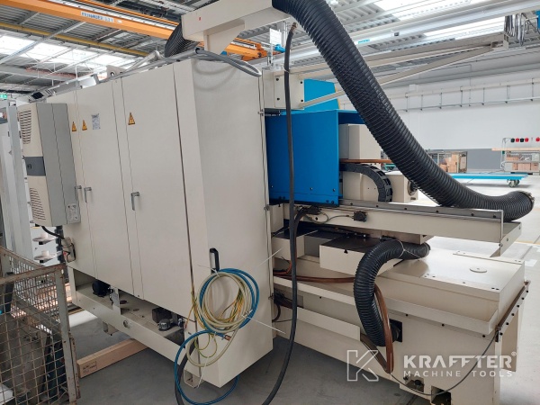 CNC notranji cilindrični brusilni stroj za obdelavo kovin za precizna mehanika VOUMARD 150 CNC 90140