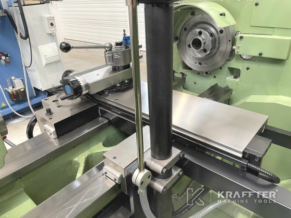 Natančna stružnica za kovino COLCHESTER MASTER VS 3250 20690-022 pri Kraffter Machine Tools