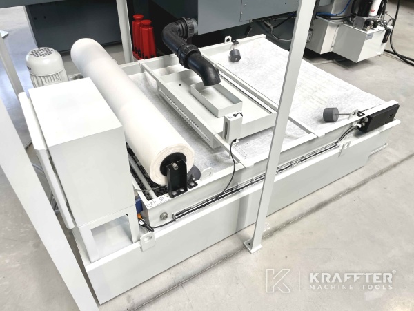 CNC cilindrični brusilni stroj Numerično krmiljeni STUDER Favorit CNC 20690-016 obdelava kovin