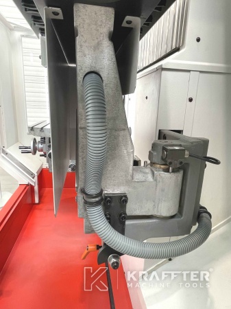 Obdelovalni center rabljeni HERMLE U 630 T 20689-999 za prodaja