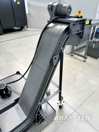 Transportni trak za odrezke na TAKISAWA TS-4000 YS 90081
