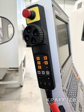 Obdelovalni stroji za kovino slovenija za prodajo HERMLE C30U dynamic 90086 osi pri KRAFFTER