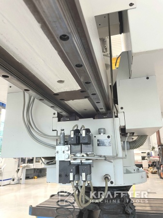 Nakup in prodaja CNC vrtalni stroj DONAU Danumeric 440 20690-026 po vsem svetu